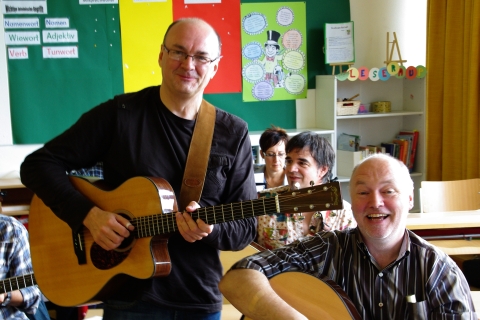 2010 Gitarre-2 klein